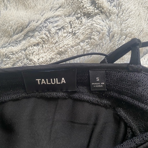 Aritzia Blouse - Picture 7 of 7